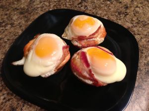 Breakfast Pods: Biscuit, Bacon, Cheese, and an Egg